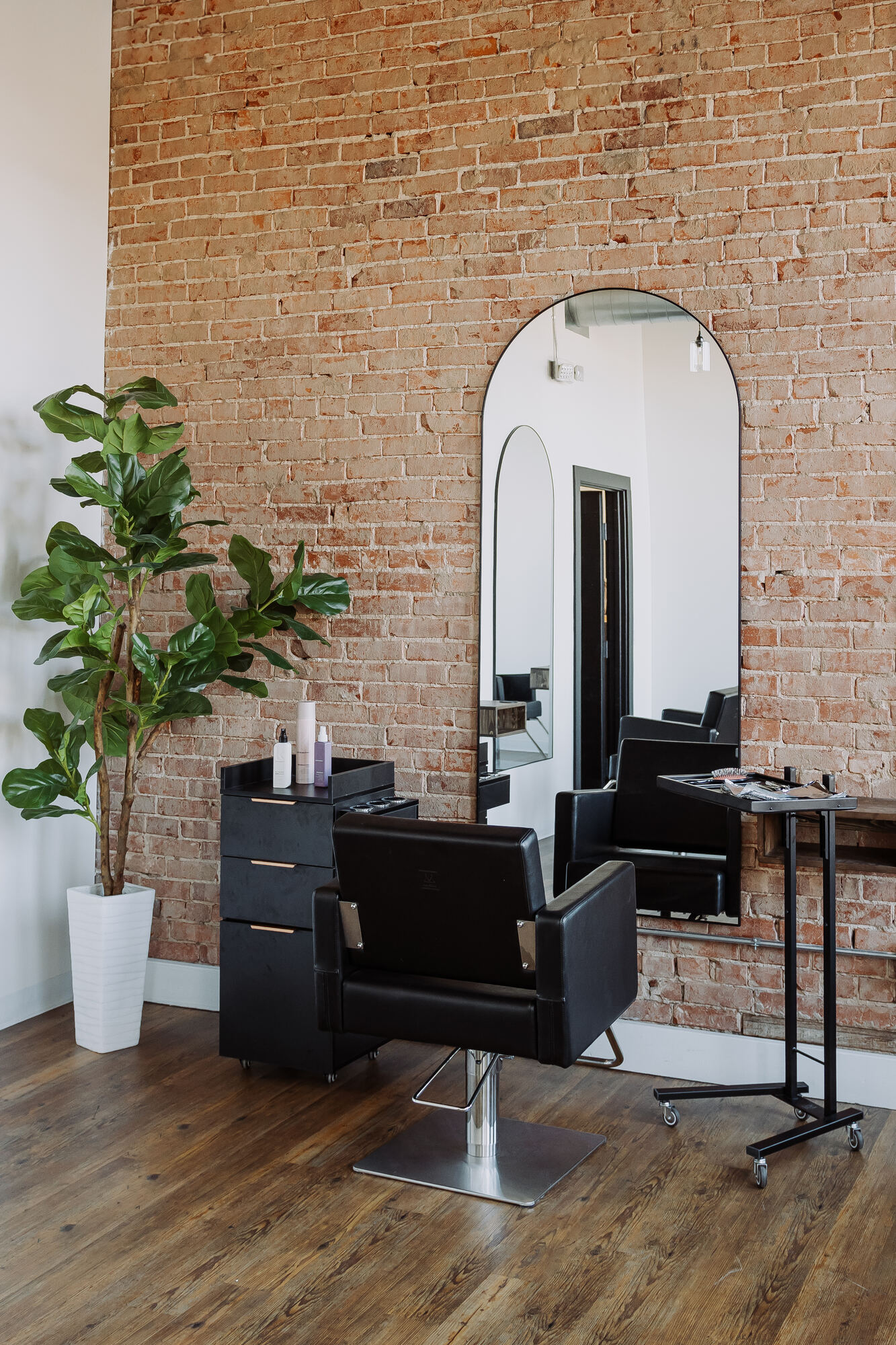 Edit Salon styling station